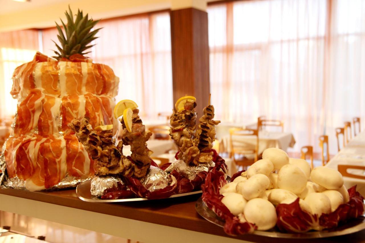 Hotel Alfa Anche In All Inclusive Rimini Eksteriør billede