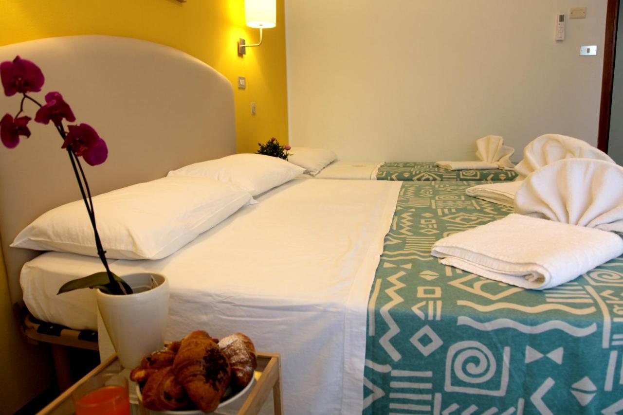 Hotel Alfa Anche In All Inclusive Rimini Eksteriør billede