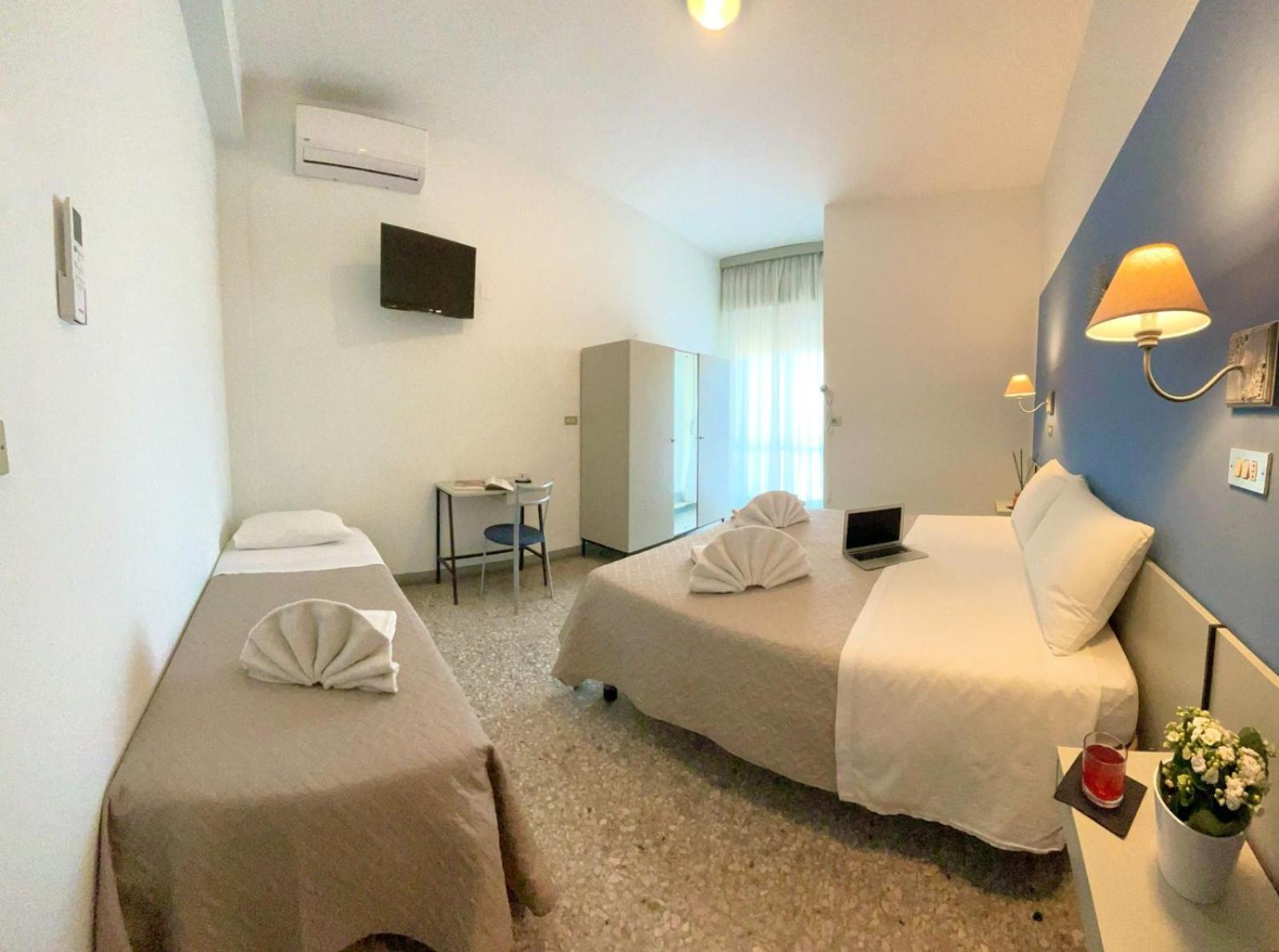 Hotel Alfa Anche In All Inclusive Rimini Eksteriør billede