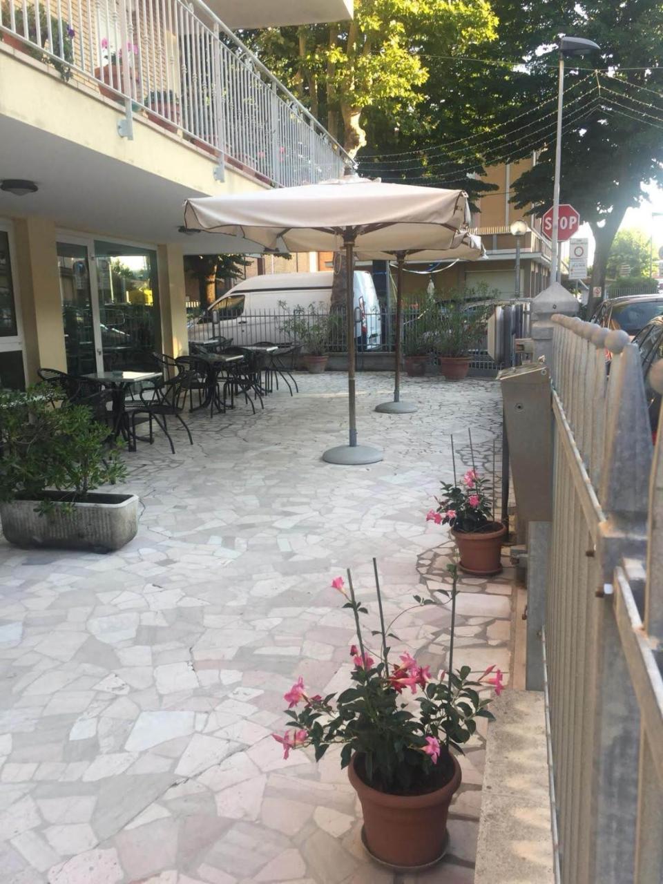 Hotel Alfa Anche In All Inclusive Rimini Eksteriør billede